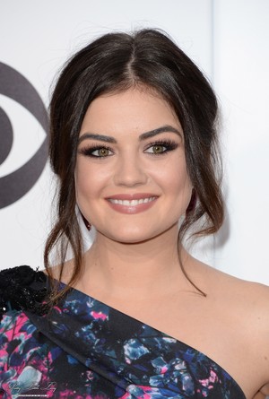 Lucy @ 2014 People's Choice Awards - January 8th