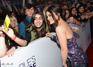  Lucy @ 2014 People's Choice Awards - January 8th