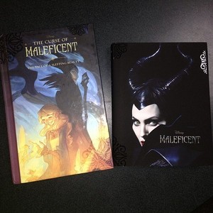 The Curse of Maleficent and Maleficent: The Junior Novelization livres