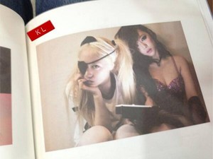  f(x) 3rd Album "Red Light" Photobook منظر پیش