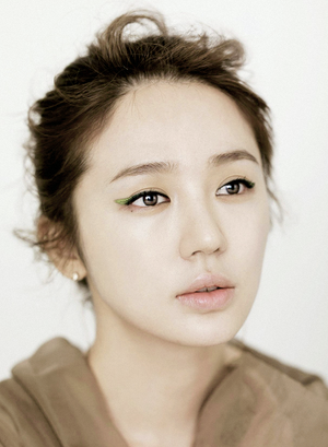       Yoon Eun Hye