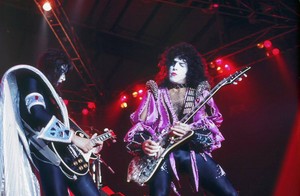 Paul Stanley and Ace Frehley