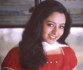 Soundarya (July 18, 1972 - April 17, 2004 - celebrities-who-died-young photo