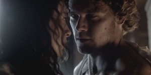  Claire and Jamie Fraser