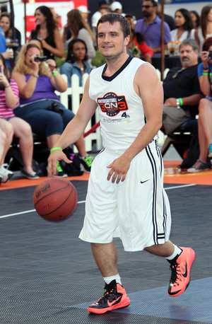Josh Hutcherson plays during the 3rd Annual Josh Hutcherson Celebrity Basketball Game at Nokia Plaza