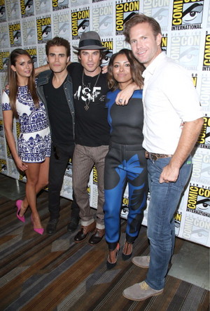  Nina @ The Vampire Diaries Comic-Con 2014 - July 26th