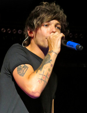                       Louis