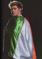                 Super Niall!! - one-direction photo