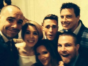  Stephen,Katie and Arrow's cast(July,2014)