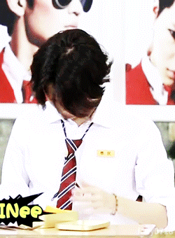 ✿⍲◡⍲  TAEMIN - THE ULTIMATE GROUP GIF 