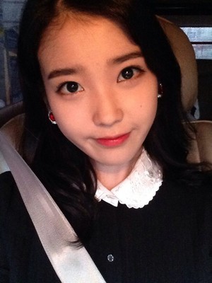 141021 IU posted these selcas on her Official Fan Cafe