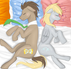  Derpy and Doctor Whooves sleeping