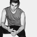 Dylan O’Brien for Elle Magazine (October 2014) - teen-wolf photo