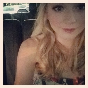  Emily's Instagram фото
