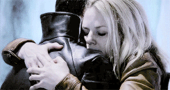  Emma and Hook-4x2