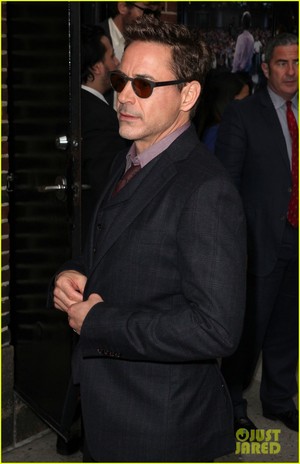  RDJ @ The Late tampil with David Letterman