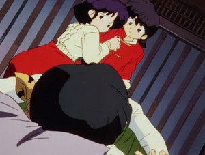  Ranma and Akane (乱馬 とあかね) Compromising Position_It'd be bad if Ryoga woke up right then