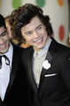 Your smile can light up a whole town ♥ - harry-styles photo