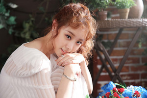 ♣ Song Ji Eun - Pretty Age 25 MV ♣