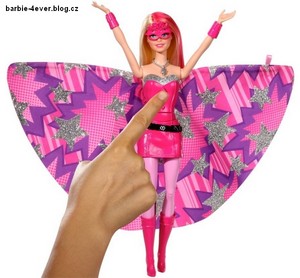  বার্বি in Princess Power Kara Doll