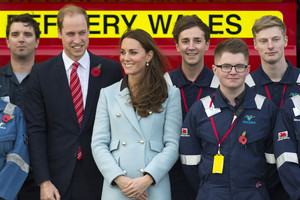  Duke & Duchess Of Cambridge Visit The Valero Pembroke kilang minyak, kilang