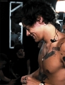 IEJDJSVSVAGSJ THIS IS NOT NECESSARY ♥ - harry-styles photo
