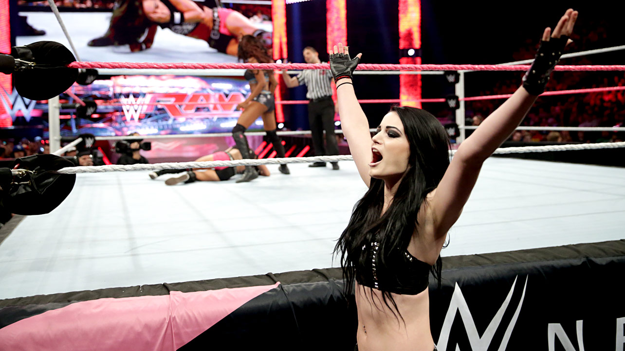 Divas champion paige from with other fan pic