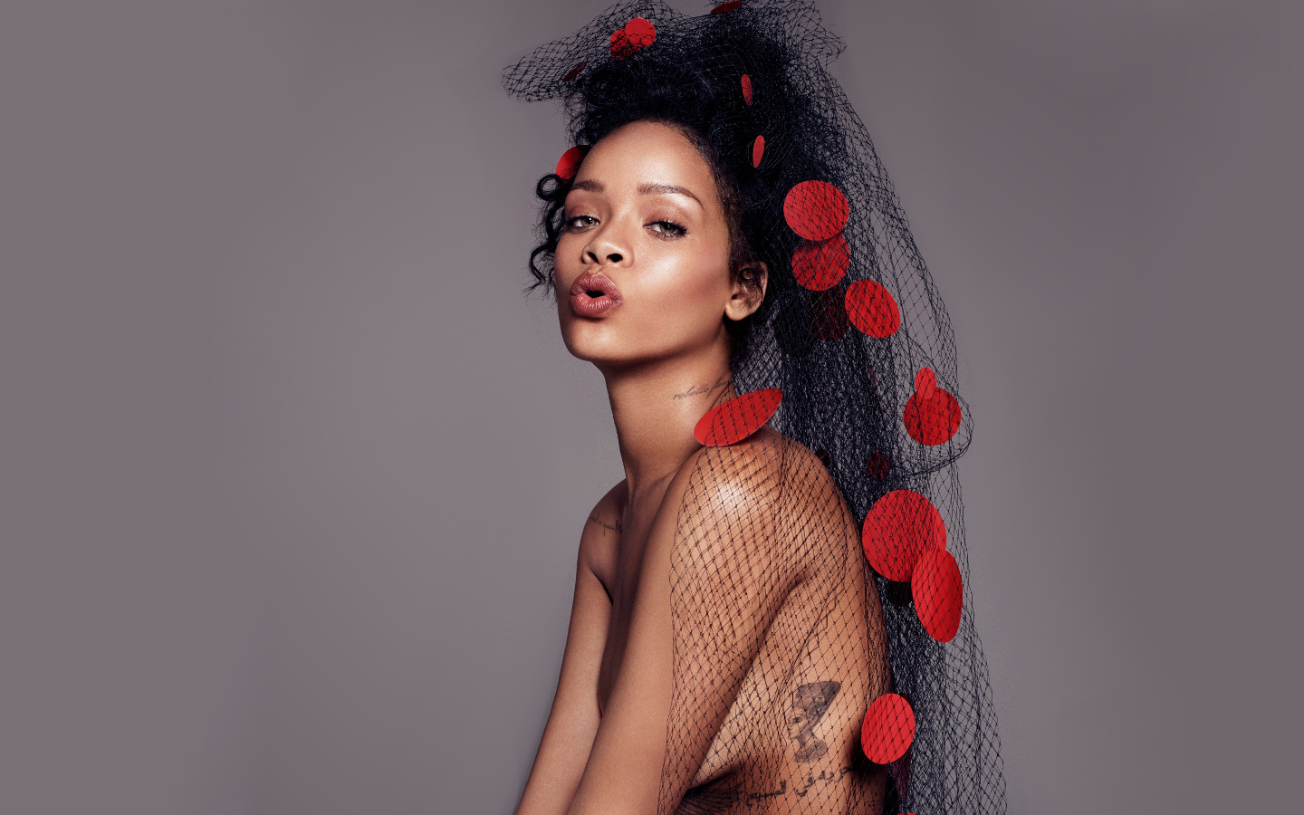 Rihanna2043