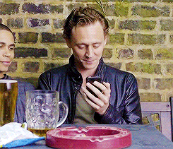  Tom Hiddleston in Friend Request Pending
