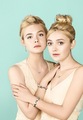  The  Fanning  Sisters - elle-fanning photo