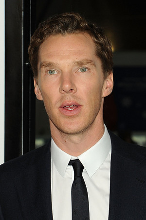  Benedict Cumberbatch attends 'Penguins of Madagascar' Premiere