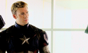  Exclusive Look at Chris Evans as Captain America