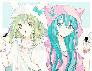  Gumi and Miku | Vocaloid