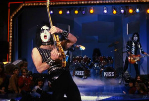 KISS 1982                       