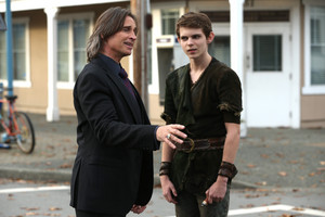  Mr. Gold- 3x11- Going घर