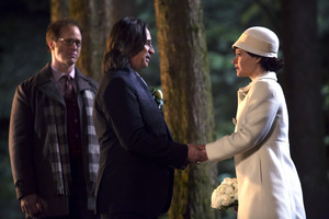  Mr. Gold- 3x22- There's No Place Like ہوم