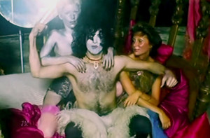  Paul….Hotter Than Hell bức ảnh shoot outtakes 1974