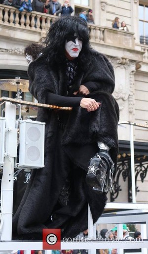  Paul Stanley...Macy's Thanksgiving giorno Parade 2014