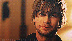 http://images6.fanpop.com/image/photos/37900000/Chace-Crawford-chace-crawford-37917155-245-140.gif