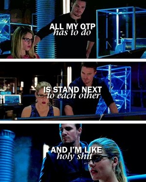  Oliver and Felicity <3 <3 <3