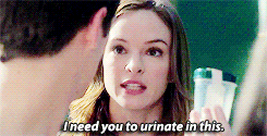  Caitlin Snow and Barry Allen in the extended Flash trailer