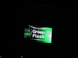  AKB48 GREEN FLASH