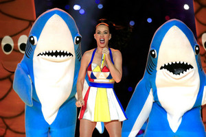  Katy Perry Performs in the Super Bowl XLIX Halftime hiển thị