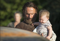 5x 11 "The Distance" - the-walking-dead photo