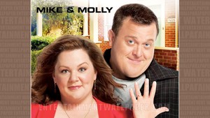 Mike and Molly Wallpaper