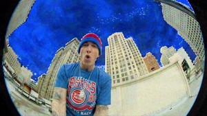  Eminem - Berzerk {Music Video}