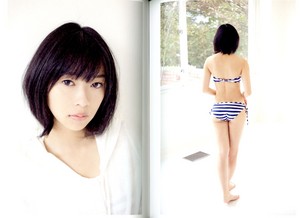 Sashihara Rino Photobook 'Sashiko'