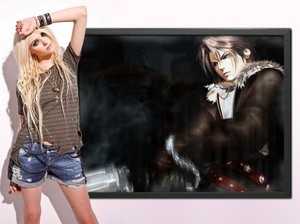 TAYLOR MOMSEN AND FAKE FANS SQUALL LEONHART