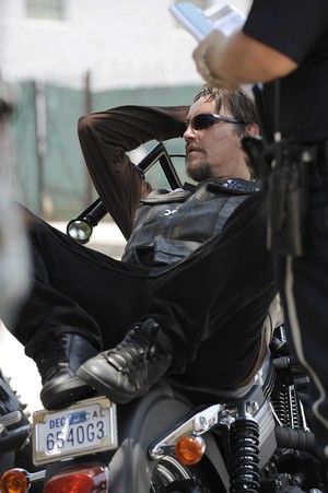 Tommy Flanagan as Chibs in Sons of Anarchy - Fun Town (1x03)