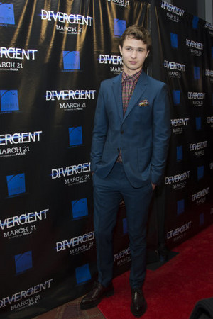  'Divergent' Red Carpet Screening in Chicago (March 4, 2014)
